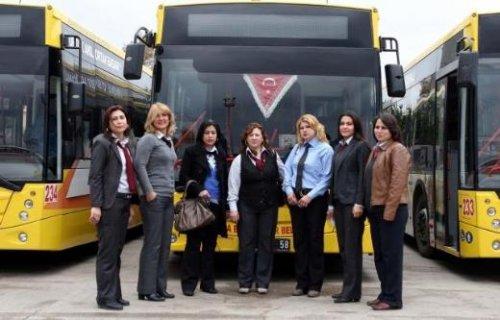 Adana'da otobüsleri kadınlar kullanıyor - Resim 3