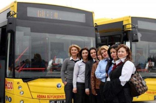 Adana'da otobüsleri kadınlar kullanıyor - Resim 6