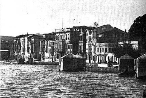 Mazideki İstanbul Boğazı