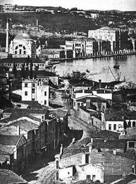 Mazideki İstanbul Boğazı