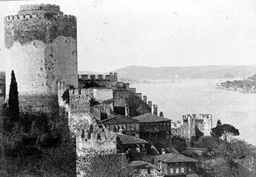 Mazideki İstanbul Boğazı