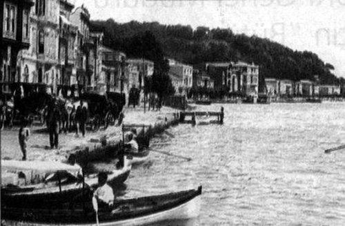 Mazideki İstanbul Boğazı