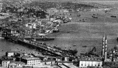 Mazideki İstanbul Boğazı