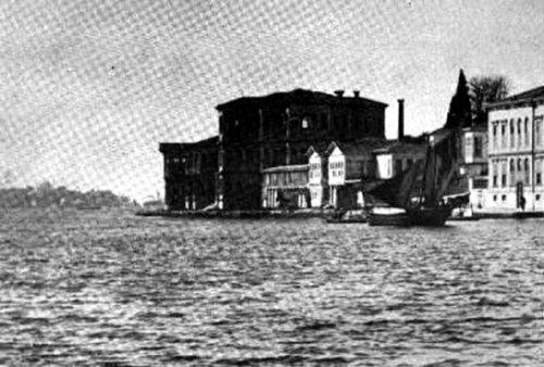 Mazideki İstanbul Boğazı