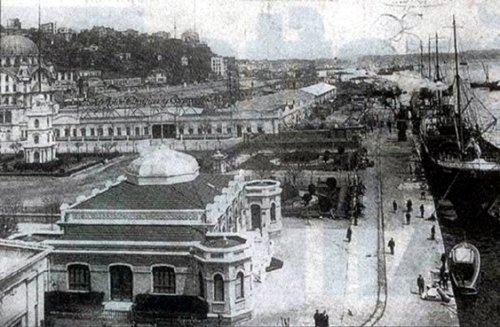 Mazideki İstanbul Boğazı