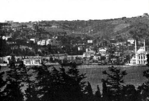 Mazideki İstanbul Boğazı