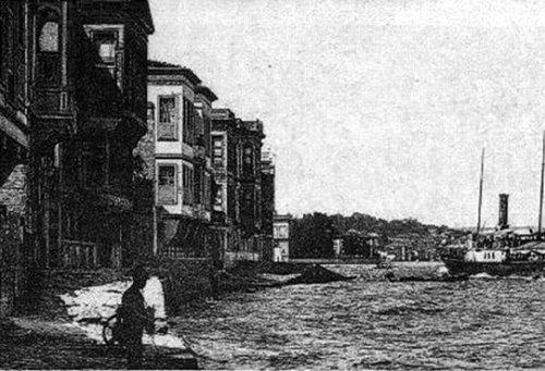 Mazideki İstanbul Boğazı