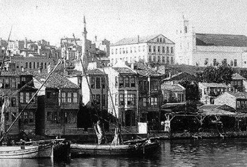 Mazideki İstanbul Boğazı