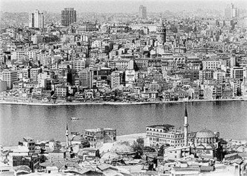 Mazideki İstanbul Boğazı