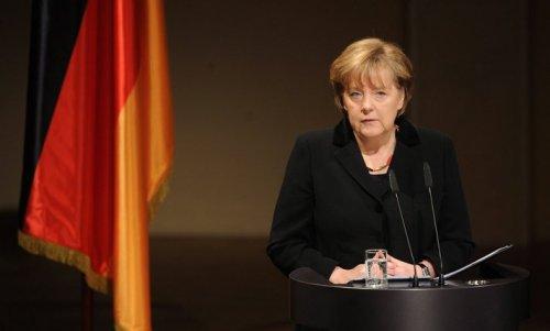 Merkel cinayetler için özür diledi - Resim 2