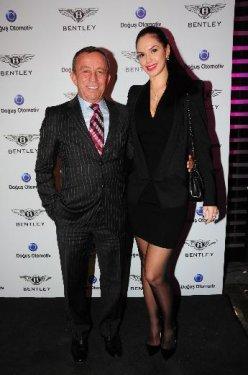 Ali Ağaoğlu üçüncü Bentley'i aldı - Resim 5