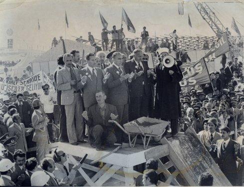 Erbakan’ın hiç yayınlanmamış & az bilinen fotoğrafları