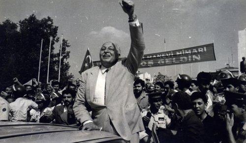 Erbakan’ın hiç yayınlanmamış & az bilinen fotoğrafları