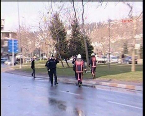 İstanbul'da patlama olay yerinden ilk görüntüler