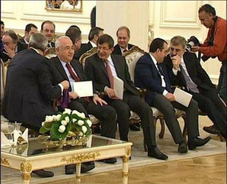 Cemil Çiçek gülme krizine girdi  - Resim 5