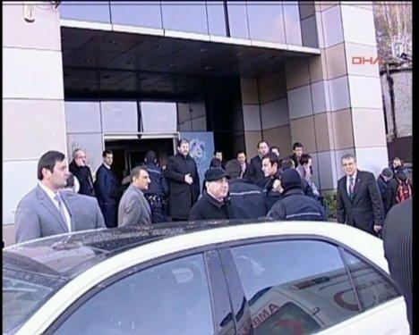 İstanbul'da patlama olay yerinden ilk görüntüler