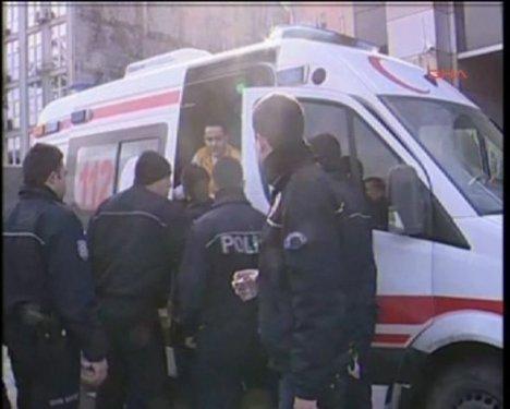 İstanbul'da patlama olay yerinden ilk görüntüler