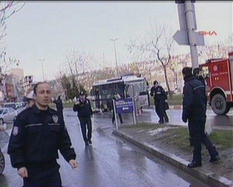 İstanbul'da patlama olay yerinden ilk görüntüler