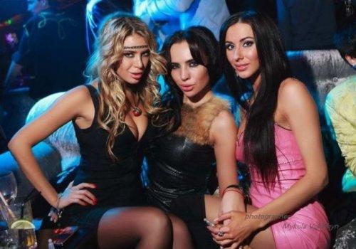 Rusya'da yeni moda Angelina dudağı  - Resim 16