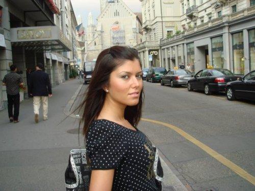 Neşe Sapmaz fotoğrafları