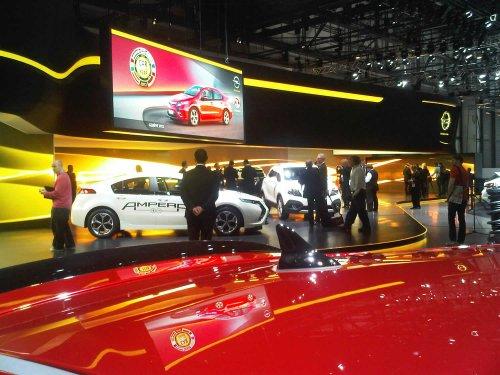 Opel'in Cenevre Motorshow standı - Resim 1