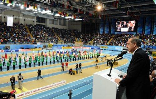 Başbakan Erdoğan'ı görünce ağladı