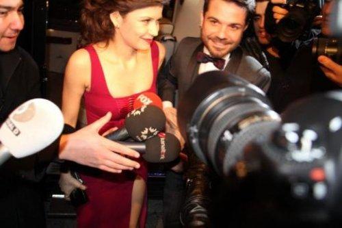 Beren Saat ile Kenan Doğulu el ele - Resim 4