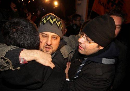 Ahmet Şık ve Nedim Şener serbest bırakıldı