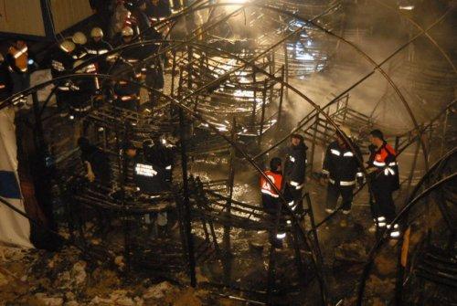 İstanbul'da yangın: 11 işçi öldü - Resim 8