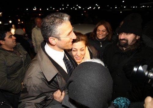 Ahmet Şık ve Nedim Şener serbest bırakıldı