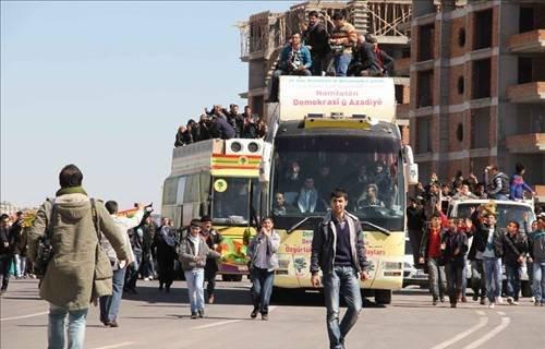 Diyarbakır'da olaylı Nevruz