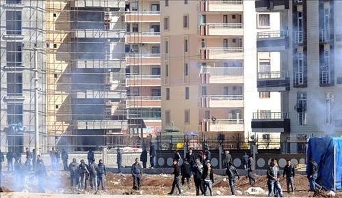 Diyarbakır'da olaylı Nevruz
