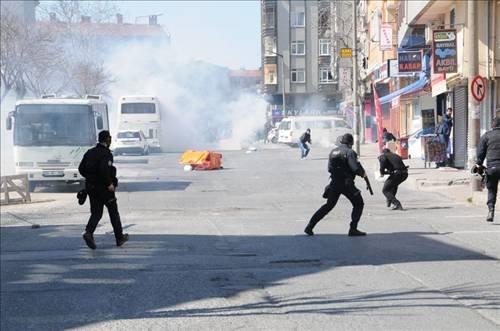 Zeytinburnu'nda çatışma çıktı 