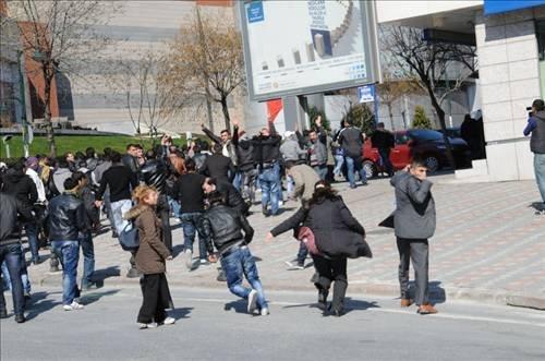 Zeytinburnu'nda çatışma çıktı 
