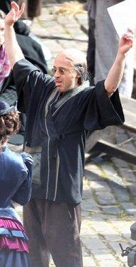 Rol için giremeyecekleri kılık yok  - Resim 16