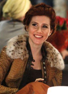 Kızıl Ajan Anna Chapman defilede