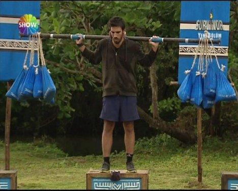 Topaloğlu Survivor'da 20'lik rakibini alt etti - Resim 22