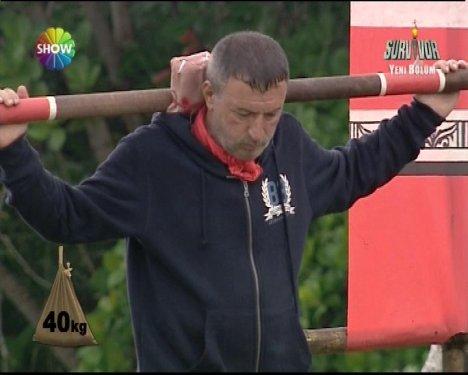 Topaloğlu Survivor'da 20'lik rakibini alt etti - Resim 1