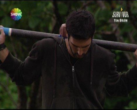 Topaloğlu Survivor'da 20'lik rakibini alt etti - Resim 24
