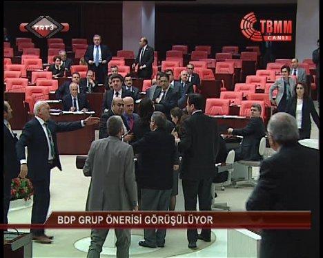Altan Tan AK Parti'li vekilin üzerine yürüdü - Resim 8