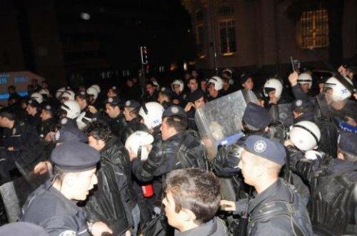 Ankara'da KESK eyleminde gerginlik - Resim 1