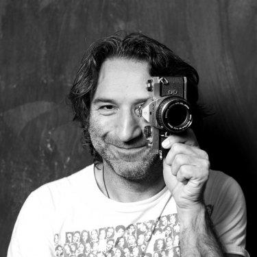 40 farklı gözün objektifinden Yüz Kumbarası