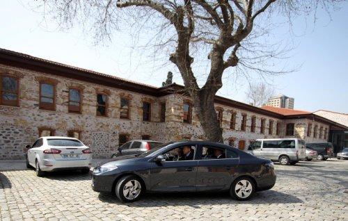 Başbakan Erdoğan elektrikli otomobil kullandı - Resim 1