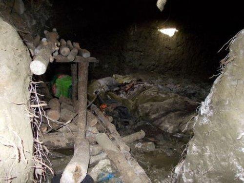 3 oda 1 salon PKK'lı sığınağı bulundu  - Resim 14