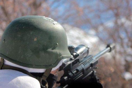 3 oda 1 salon PKK'lı sığınağı bulundu  - Resim 9