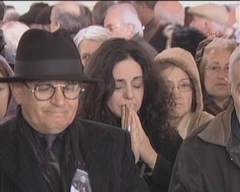 Meral Okay son yolculuğuna uğurlandı