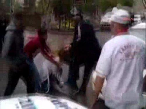 Sultanbeyli'nde kadınlar kavgaya tutuştu - Resim 2