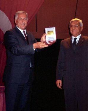 Kare kare Emekli Orgeneral Çevik Bir