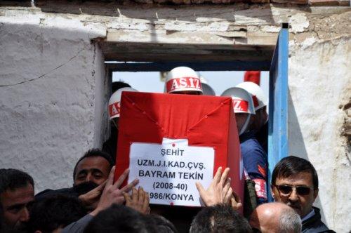 Konya ve Rize şehitlerini uğurladı - Resim 3