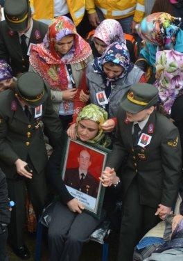 Konya ve Rize şehitlerini uğurladı - Resim 14